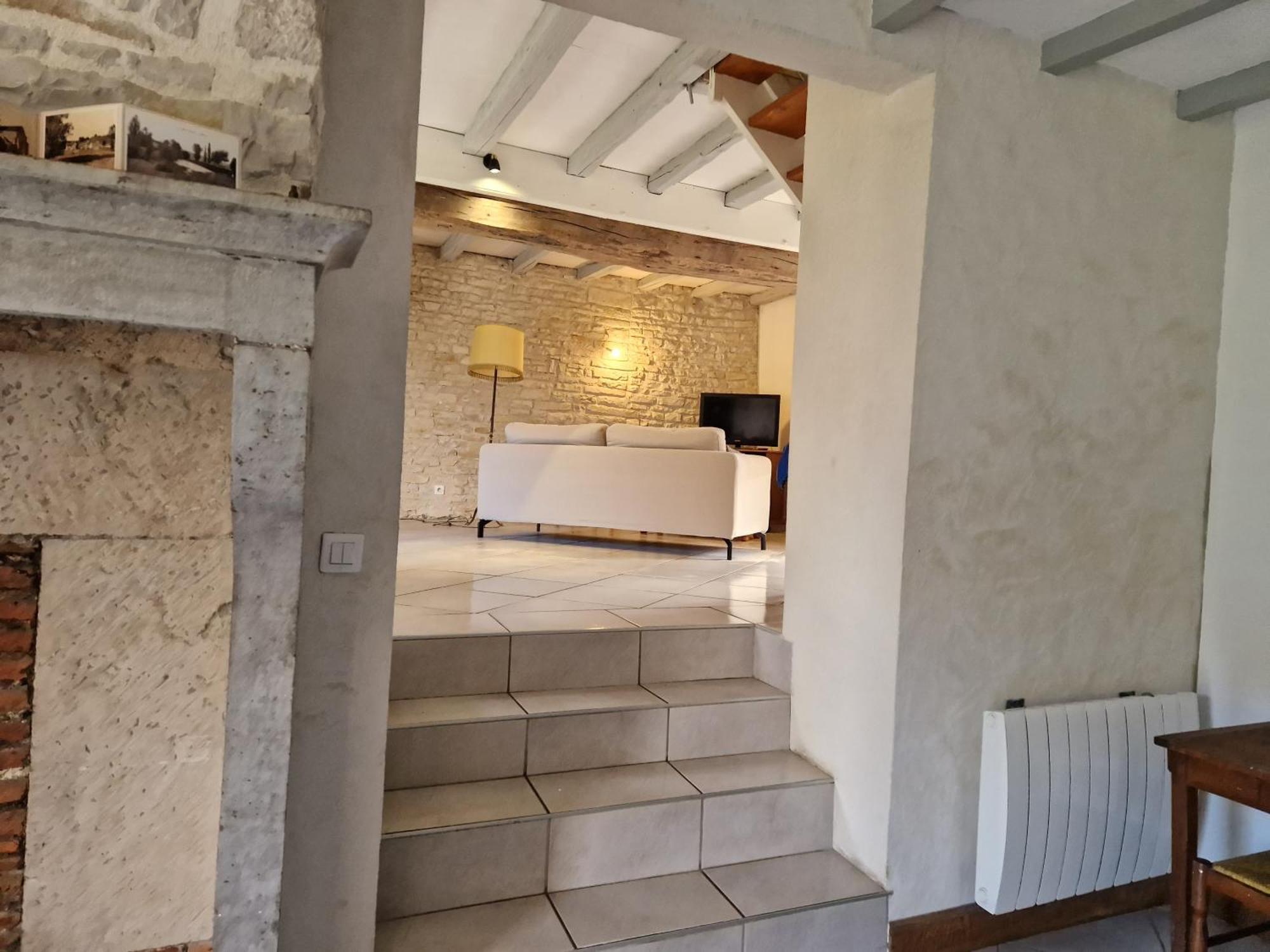 Gite Les Frenes Avec Pre Dans Joli Hameau Vermenton Экстерьер фото